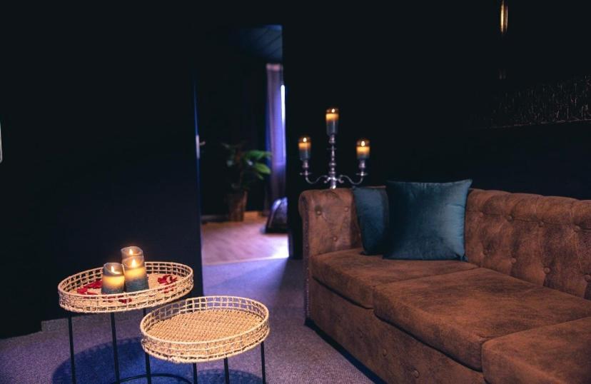 Erwachsenenhotel Bdsm Apartment Hotel Emotion Apartments Mit Privater Sauna โฟลโท ภายนอก รูปภาพ